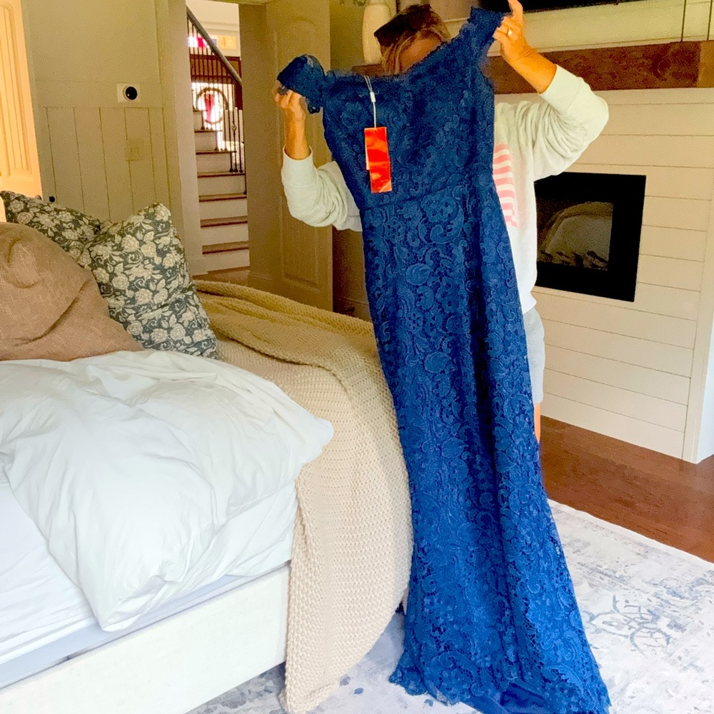 Size 4 custom dress new with tags.